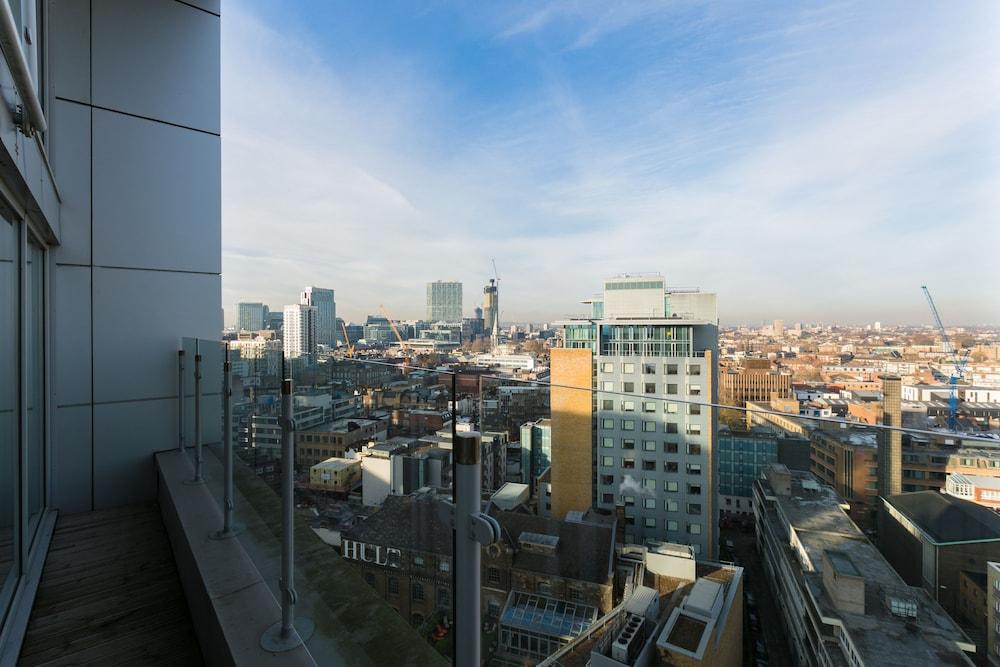 Marlin Tower Bridge - Aldgate 4*